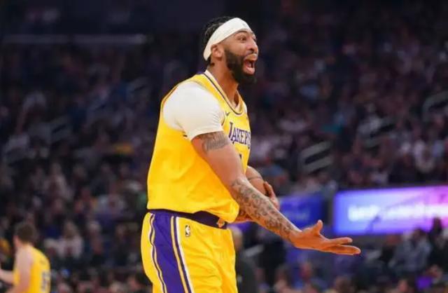 kaiyun-詹姆斯低迷+输球不足虑 雷迪克一行为完胜哈姆